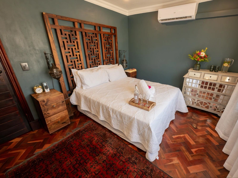 Traditional Queen Room